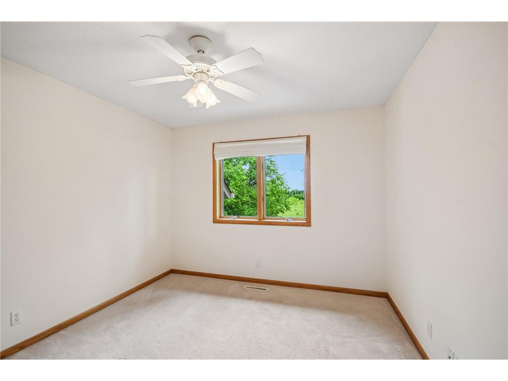 1066 Cripple Creek Pass Lino Lakes MN 55038 7092649 image14