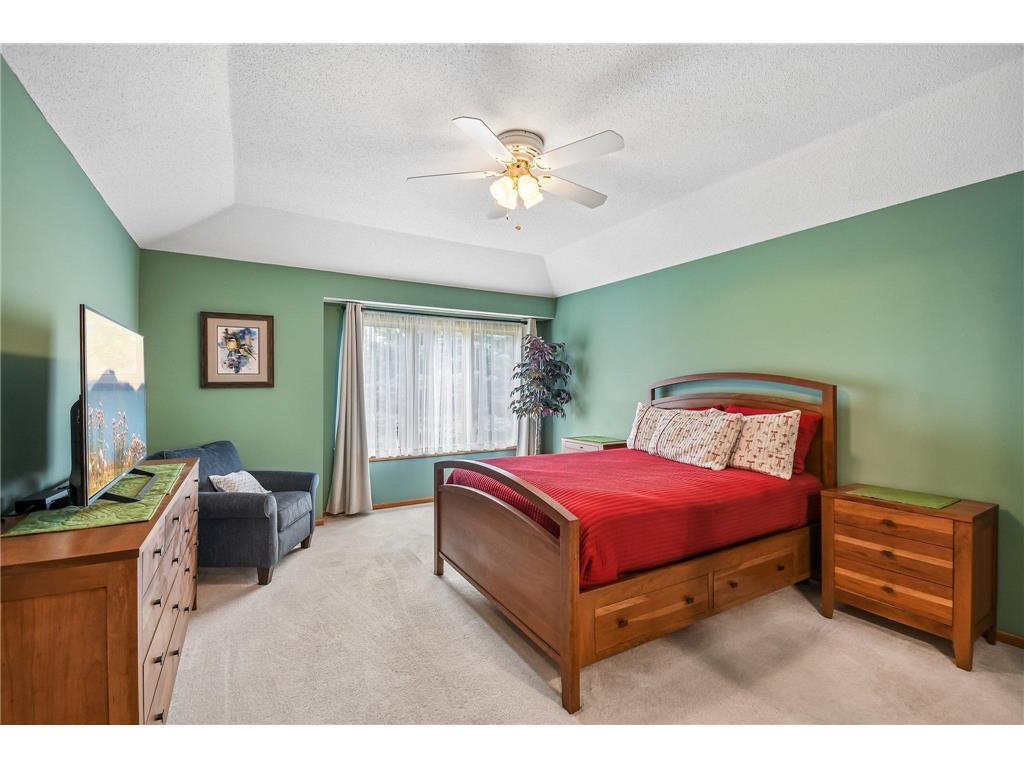 1066 Cripple Creek Pass Lino Lakes MN 55038 7092649 image7