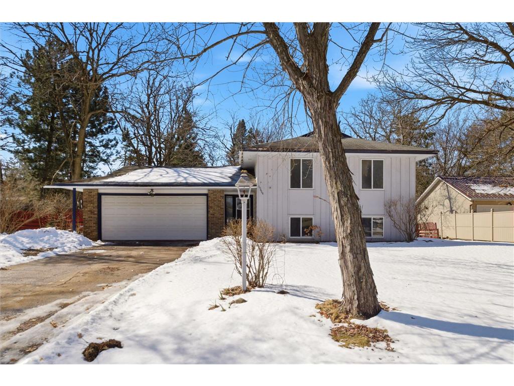 10664 Hollywood Boulevard NW Coon Rapids MN 55433 7005145 image1