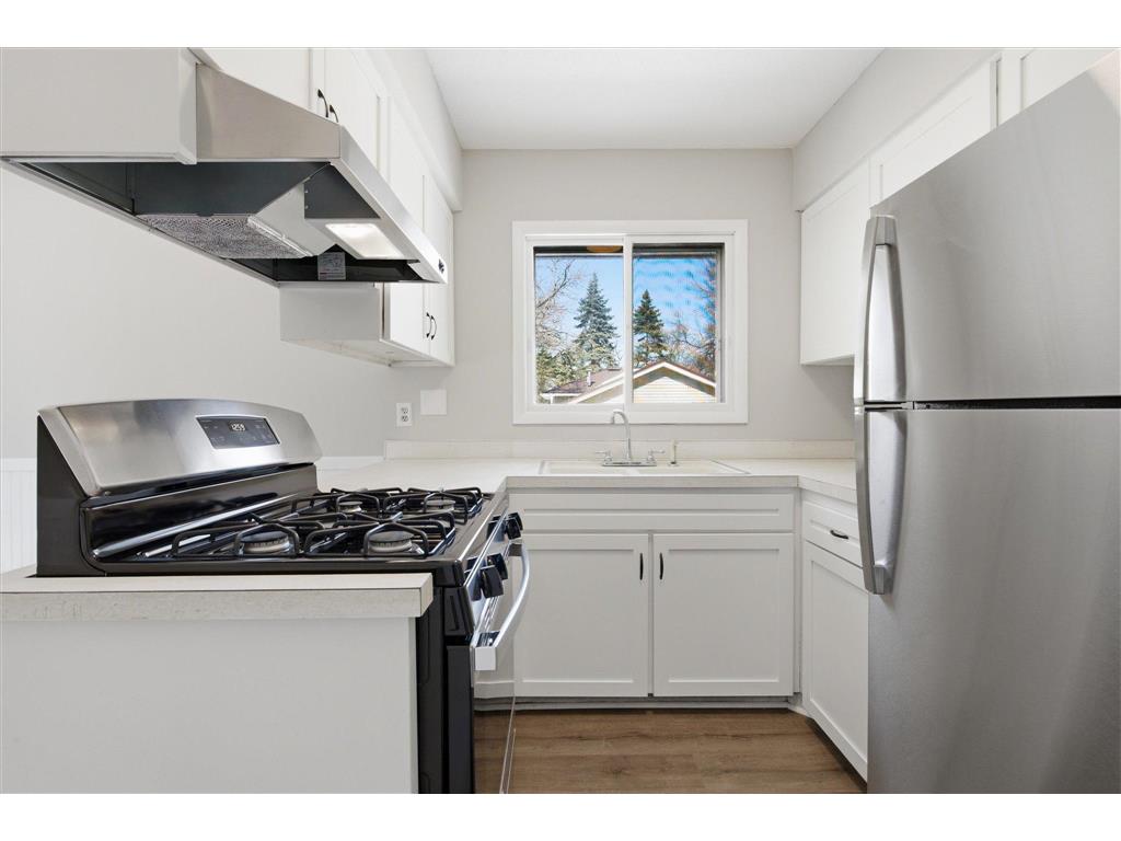 10664 Hollywood Boulevard NW Coon Rapids MN 55433 7005145 image11