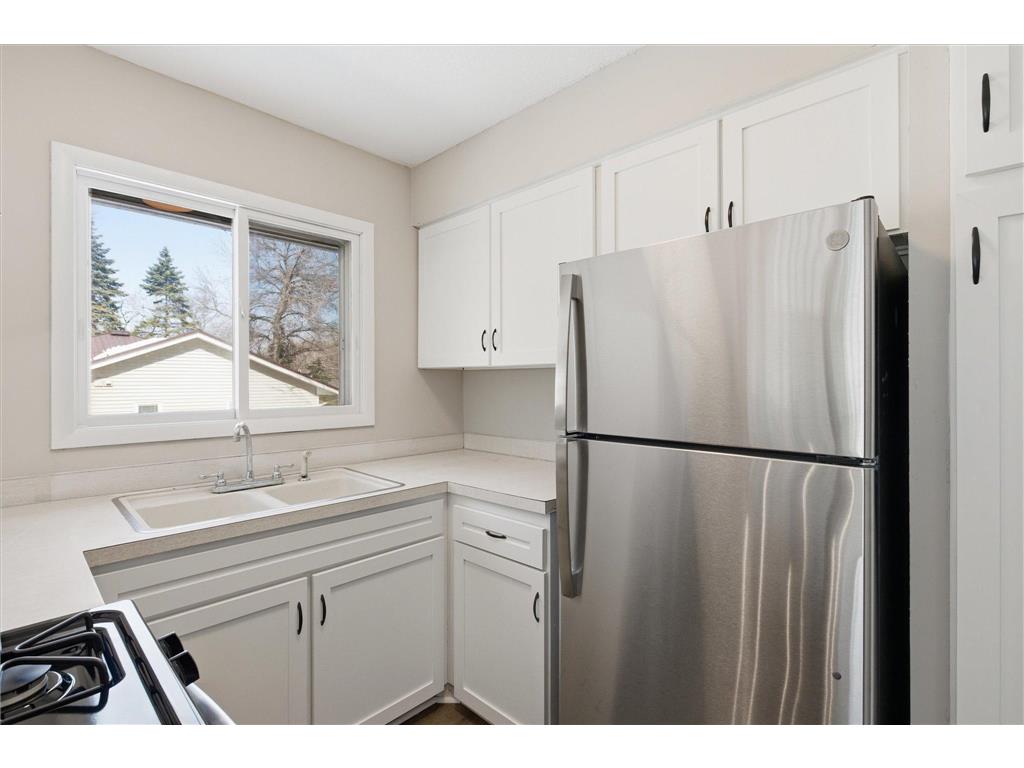 10664 Hollywood Boulevard NW Coon Rapids MN 55433 7005145 image12