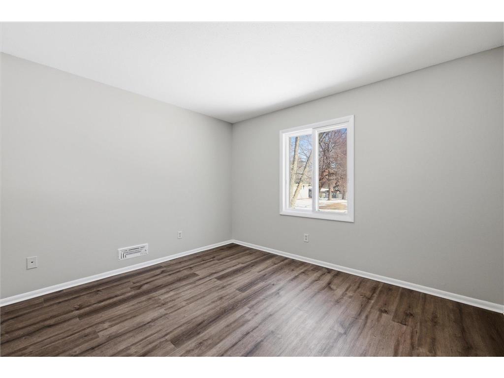 10664 Hollywood Boulevard NW Coon Rapids MN 55433 7005145 image13