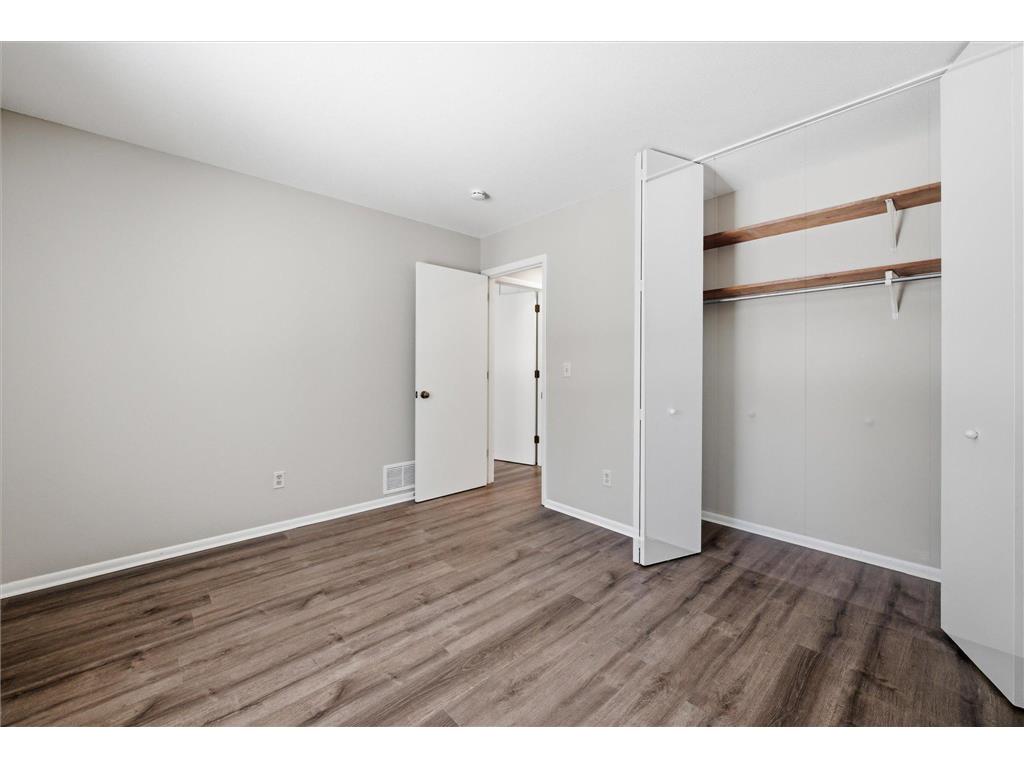 10664 Hollywood Boulevard NW Coon Rapids MN 55433 7005145 image14