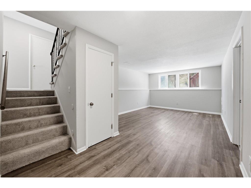 10664 Hollywood Boulevard NW Coon Rapids MN 55433 7005145 image17