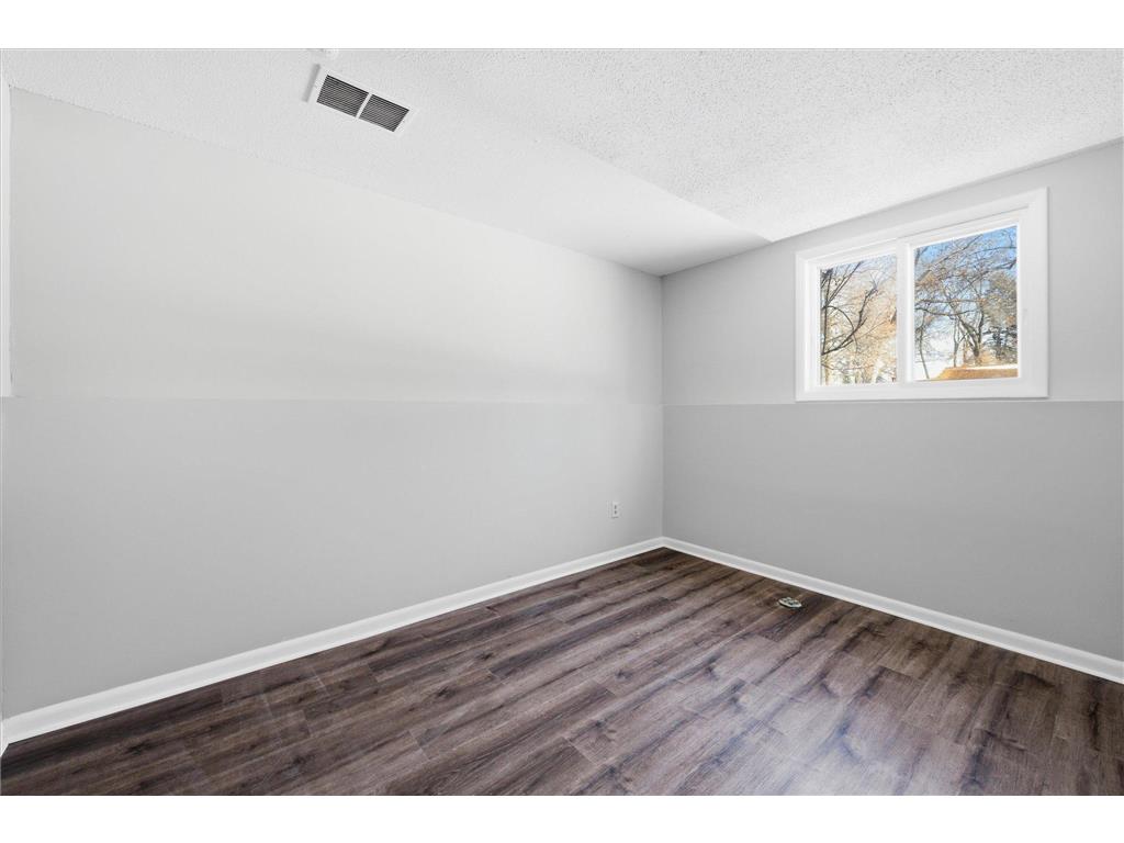 10664 Hollywood Boulevard NW Coon Rapids MN 55433 7005145 image24