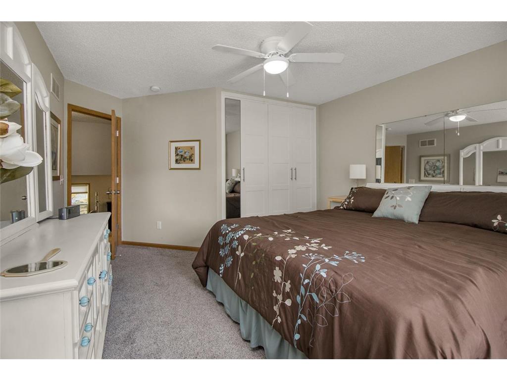 10664 Ironwood Court Woodbury MN 55129 7102619 image19