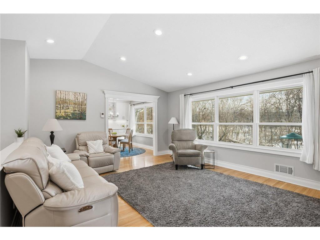 10666 Utica Road Bloomington MN 55437 7039946 image15
