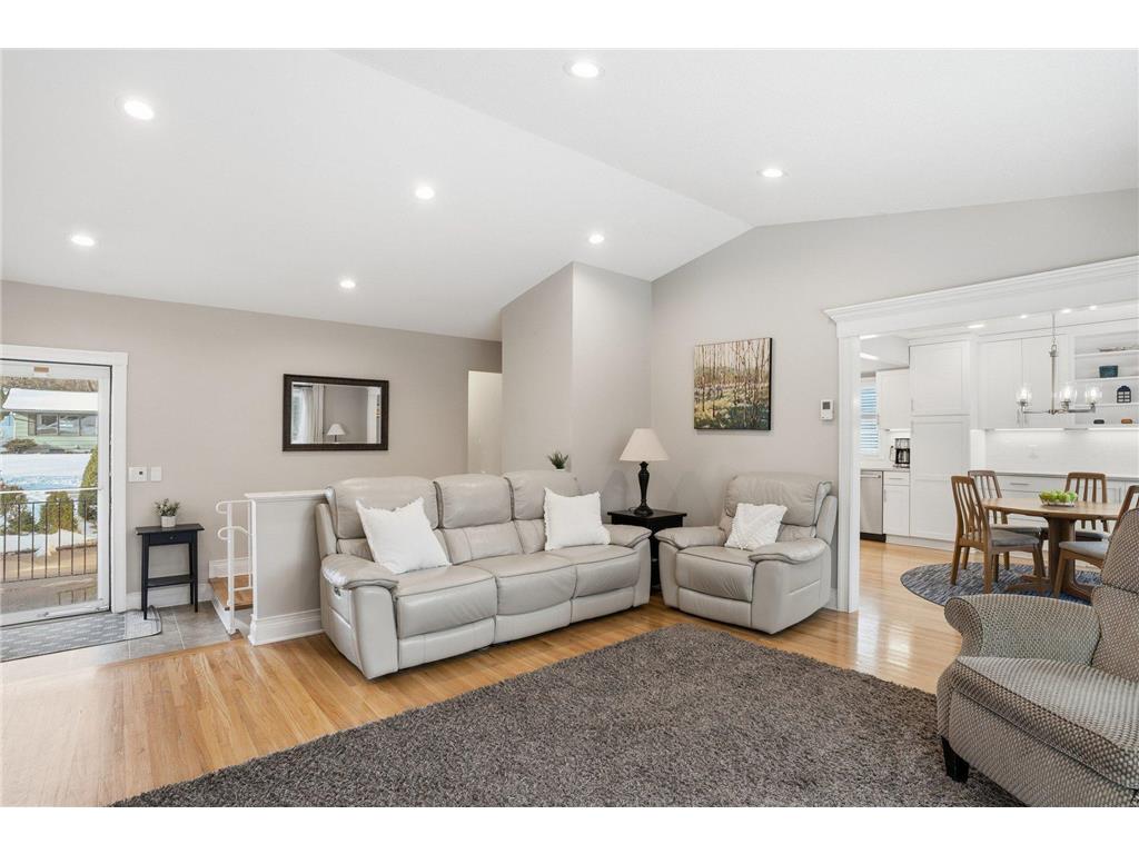 10666 Utica Road Bloomington MN 55437 7039946 image17