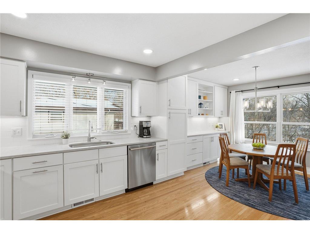 10666 Utica Road Bloomington MN 55437 7039946 image24