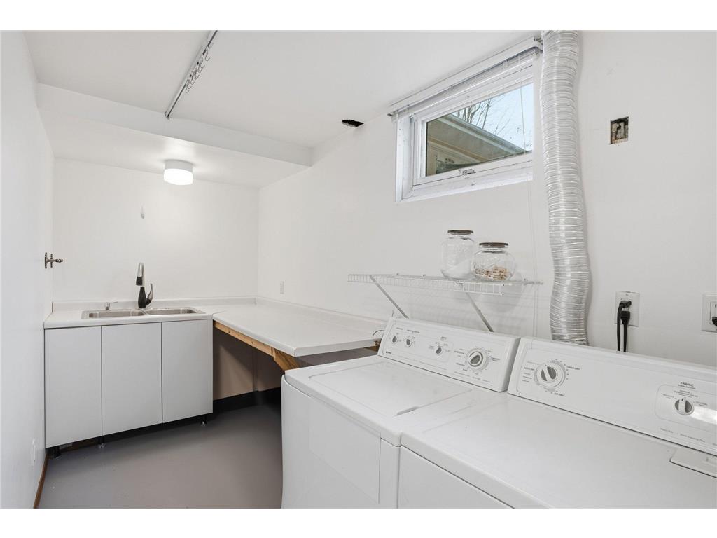 10666 Utica Road Bloomington MN 55437 7039946 image37