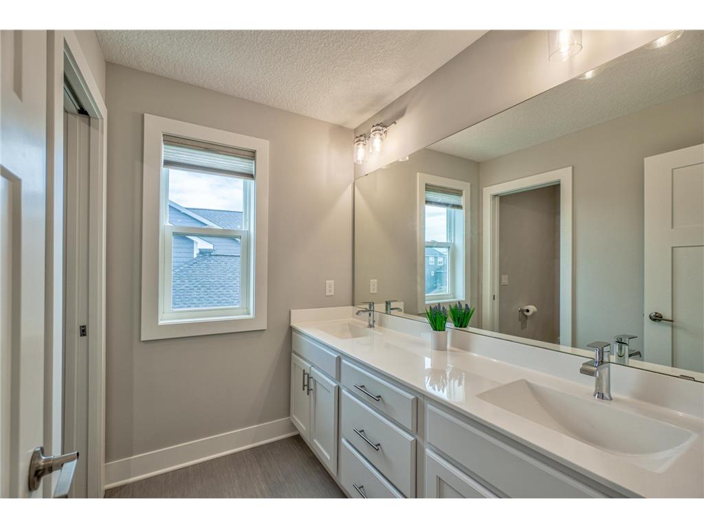 10668 39th Street N Lake Elmo MN 55042 7041540 image12