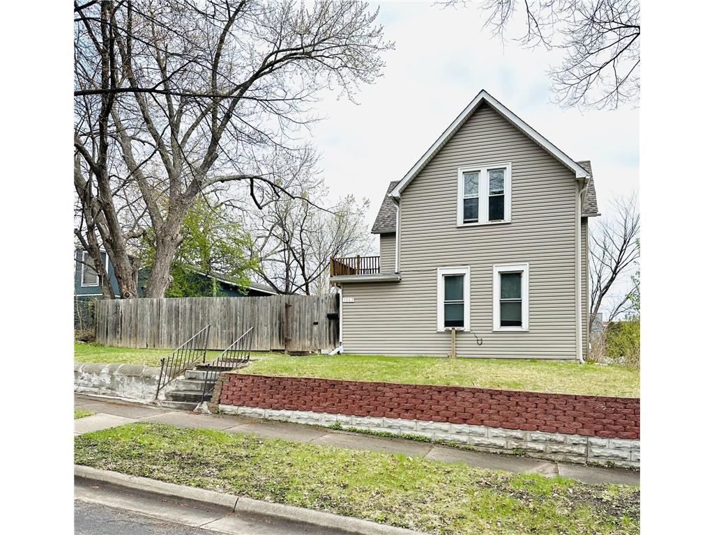1067 Conway Street Saint Paul MN 55106 6711135 image1