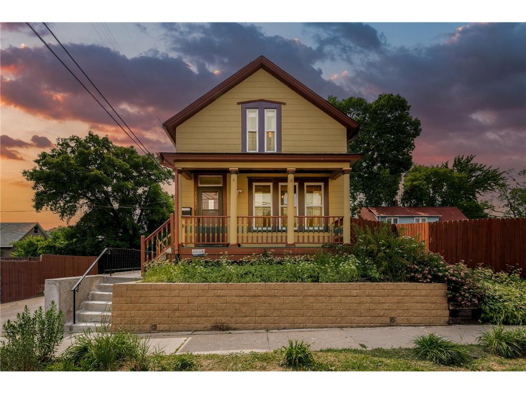 1067 Greenbrier Street Saint Paul MN 55106 6384782 image1