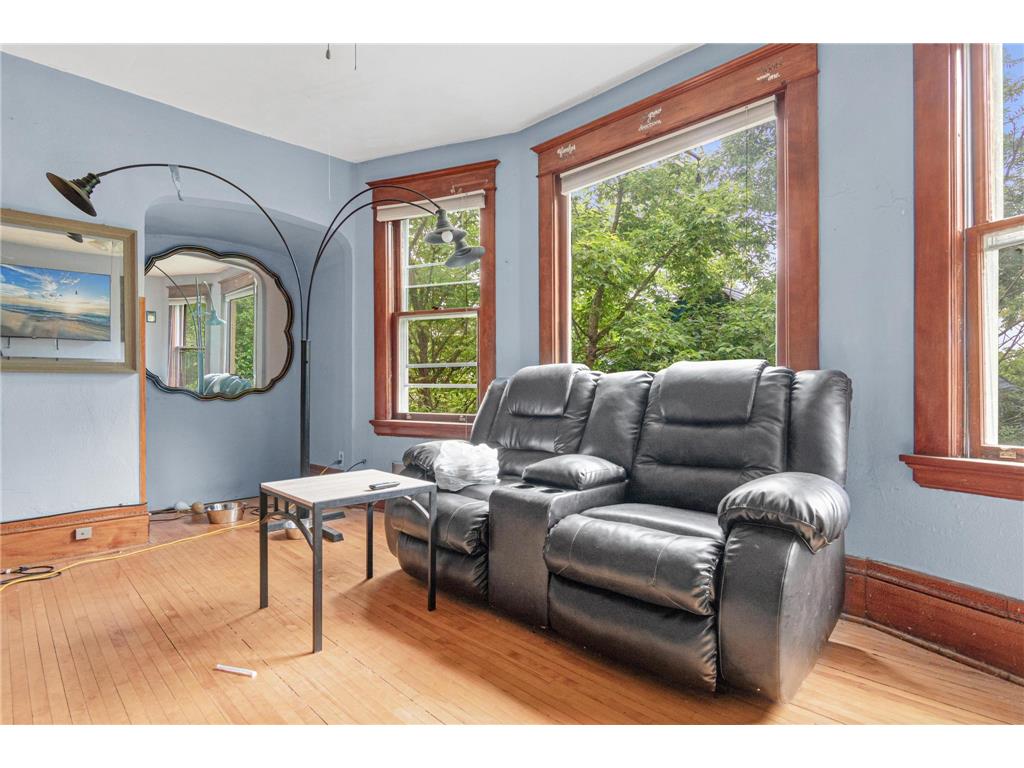 1067 Jessie Street Saint Paul MN 55130 6725823 image2