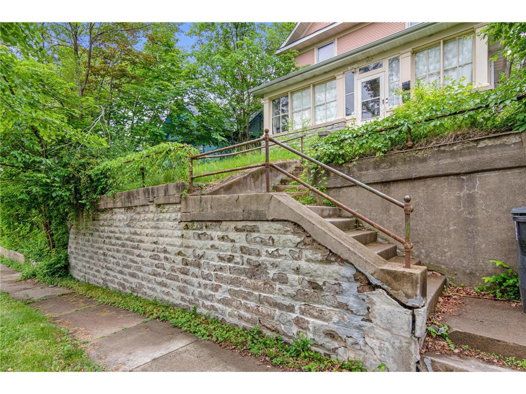 1067 Jessie Street Saint Paul MN 55130 6725823 image27