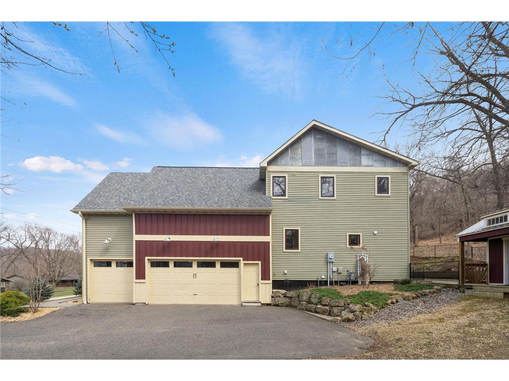 1067 Pioneer Road Red Wing MN 55066 7050733 image2