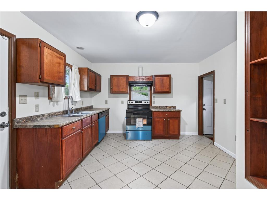 1067 Wilson Avenue Saint Paul MN 55106 7093546 image12