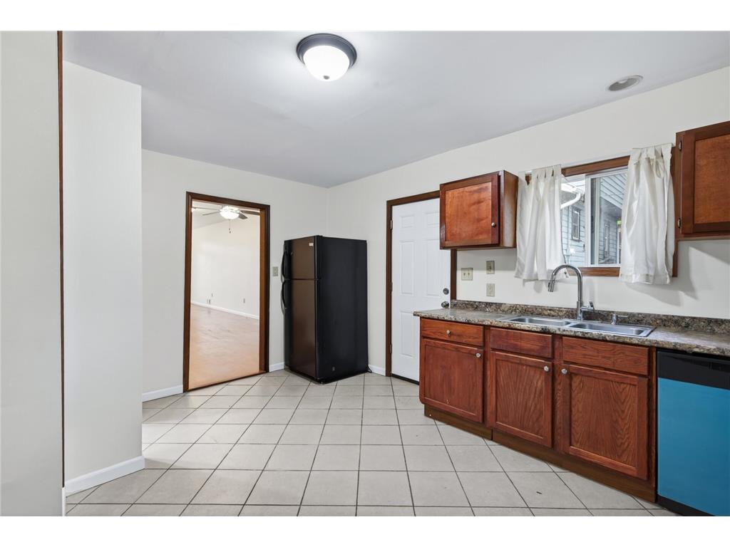 1067 Wilson Avenue Saint Paul MN 55106 7093546 image13