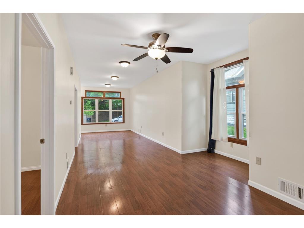 1067 Wilson Avenue Saint Paul MN 55106 7093546 image4