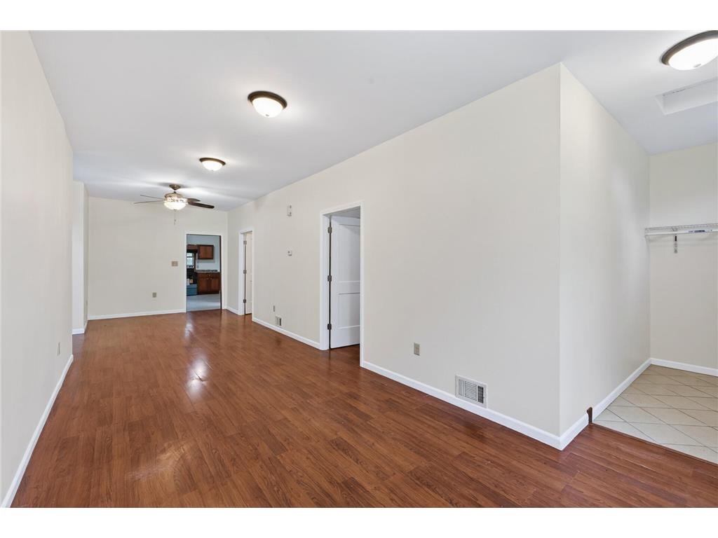 1067 Wilson Avenue Saint Paul MN 55106 7093546 image7