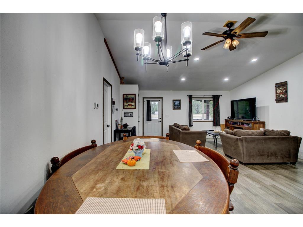 10675 County 41 Park Rapids MN 56470 - Bunness 7030384 image12