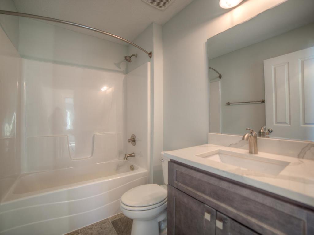 1068 Argyle Street Saint Paul MN 55103 7065365 image19