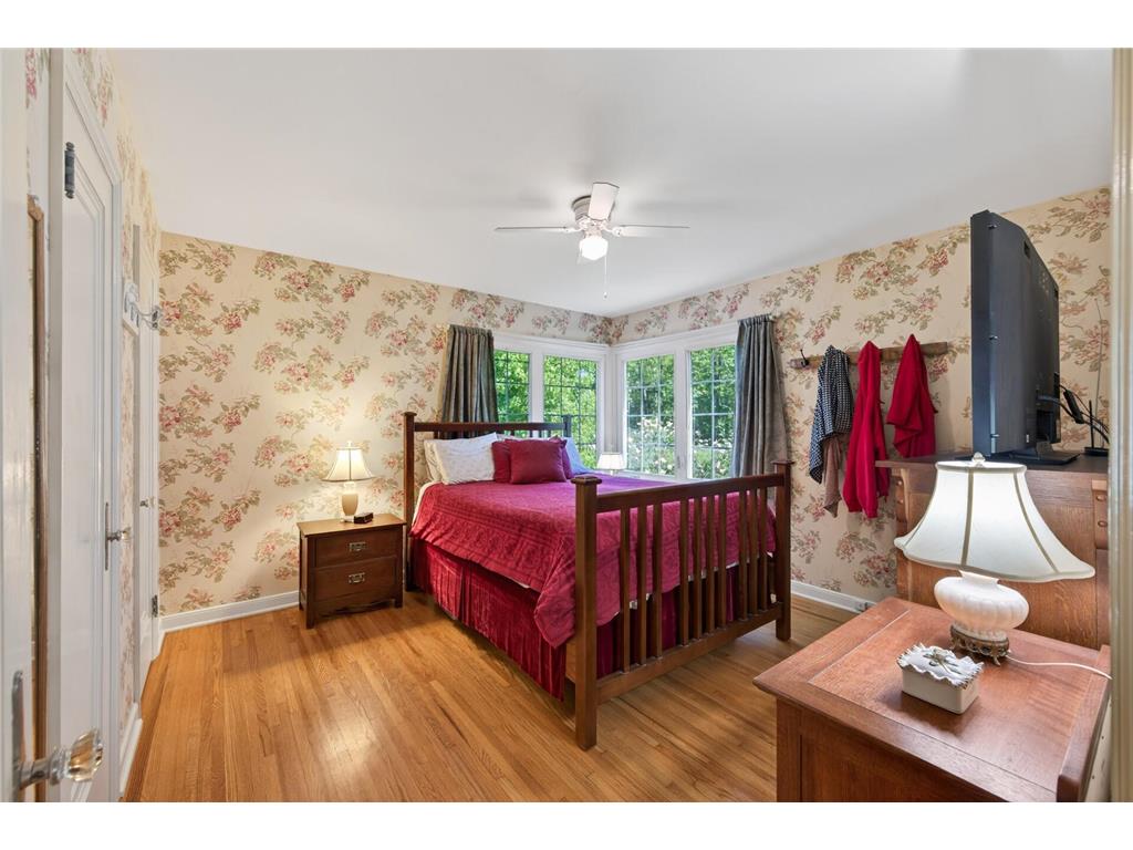 1068 Summit Avenue South Saint Paul MN 55075 - Mississippi 7079891 image17
