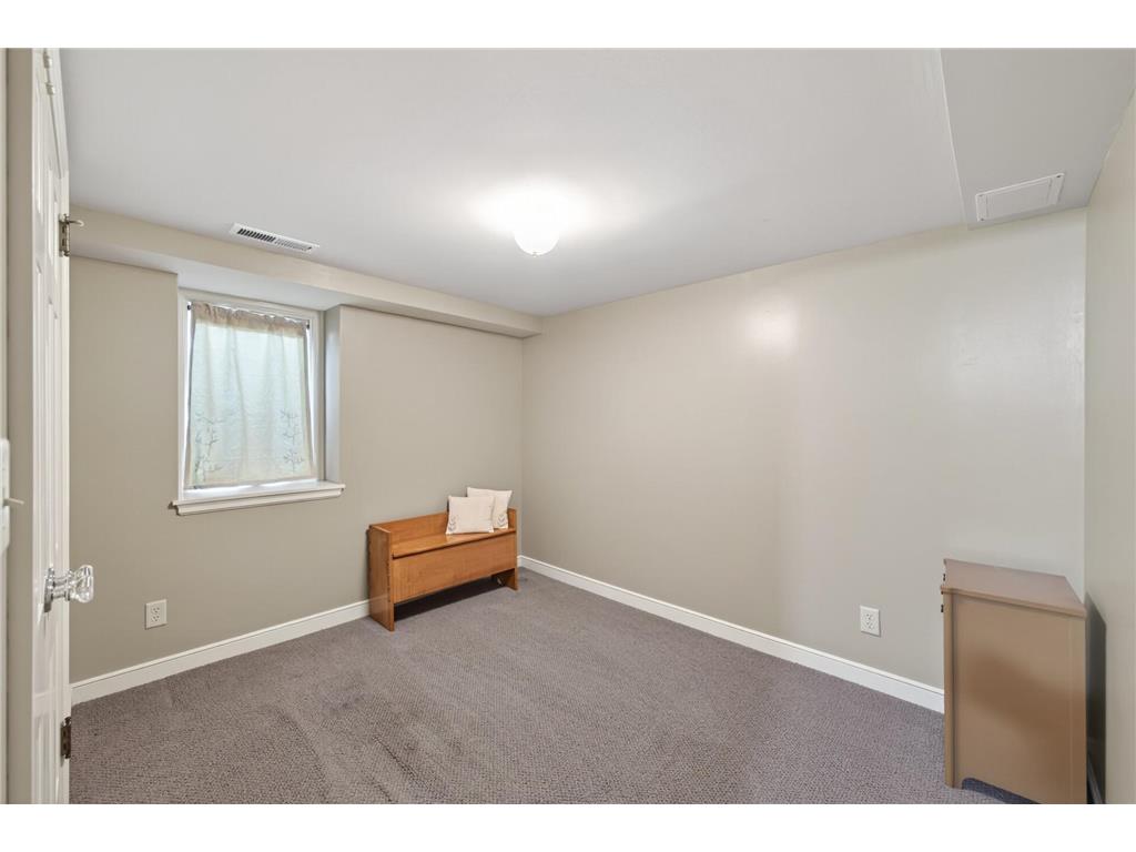 1068 Summit Avenue South Saint Paul MN 55075 - Mississippi 7079891 image24