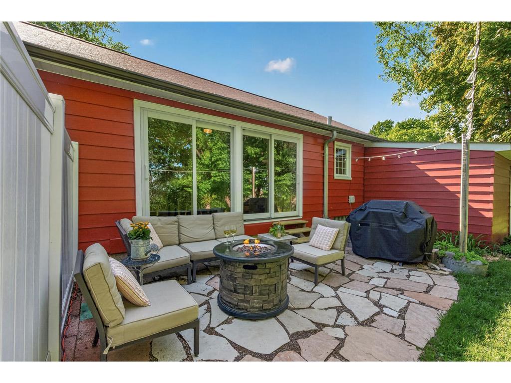1068 Summit Avenue South Saint Paul MN 55075 - Mississippi 7079891 image32