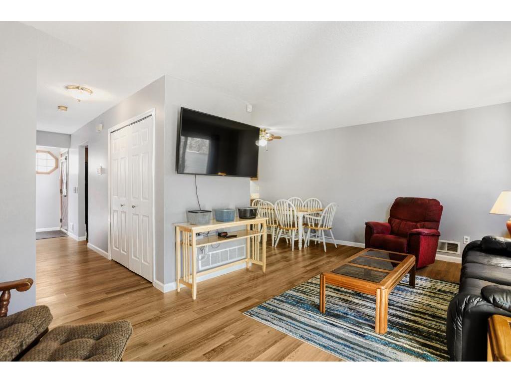 10684 Hummingbird Street NW Coon Rapids MN 55433 7034554 image4