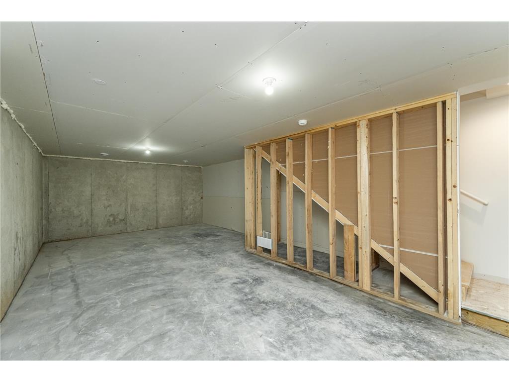 1069 Century Village Lane NE Rochester MN 55906 6807811 image21