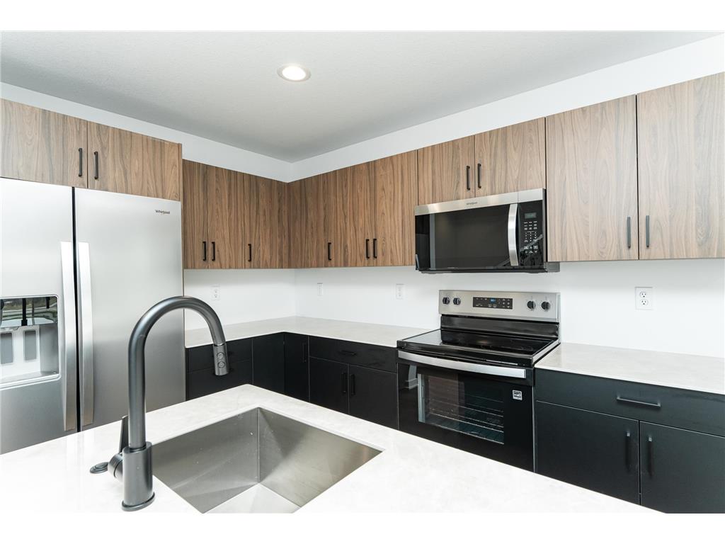 1069 Century Village Lane NE Rochester MN 55906 6807811 image8