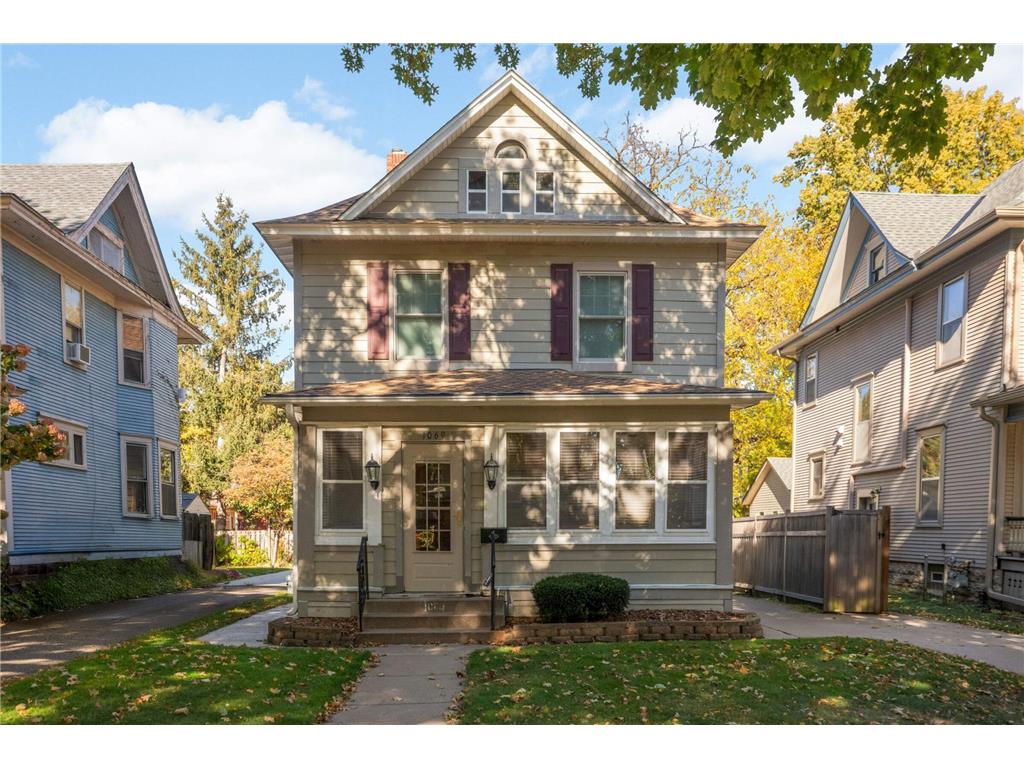 1069 Laurel Avenue Saint Paul MN 55104 7025627 image1