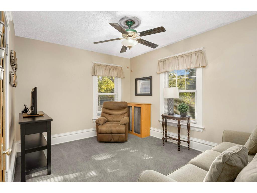 1069 Laurel Avenue Saint Paul MN 55104 7025627 image19