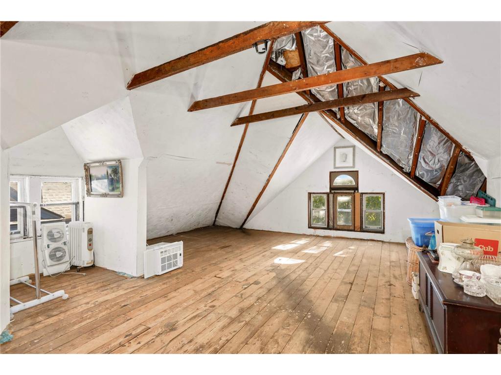 1069 Laurel Avenue Saint Paul MN 55104 7025627 image22