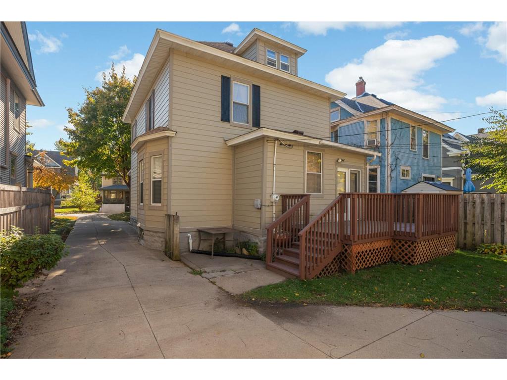 1069 Laurel Avenue Saint Paul MN 55104 7025627 image26