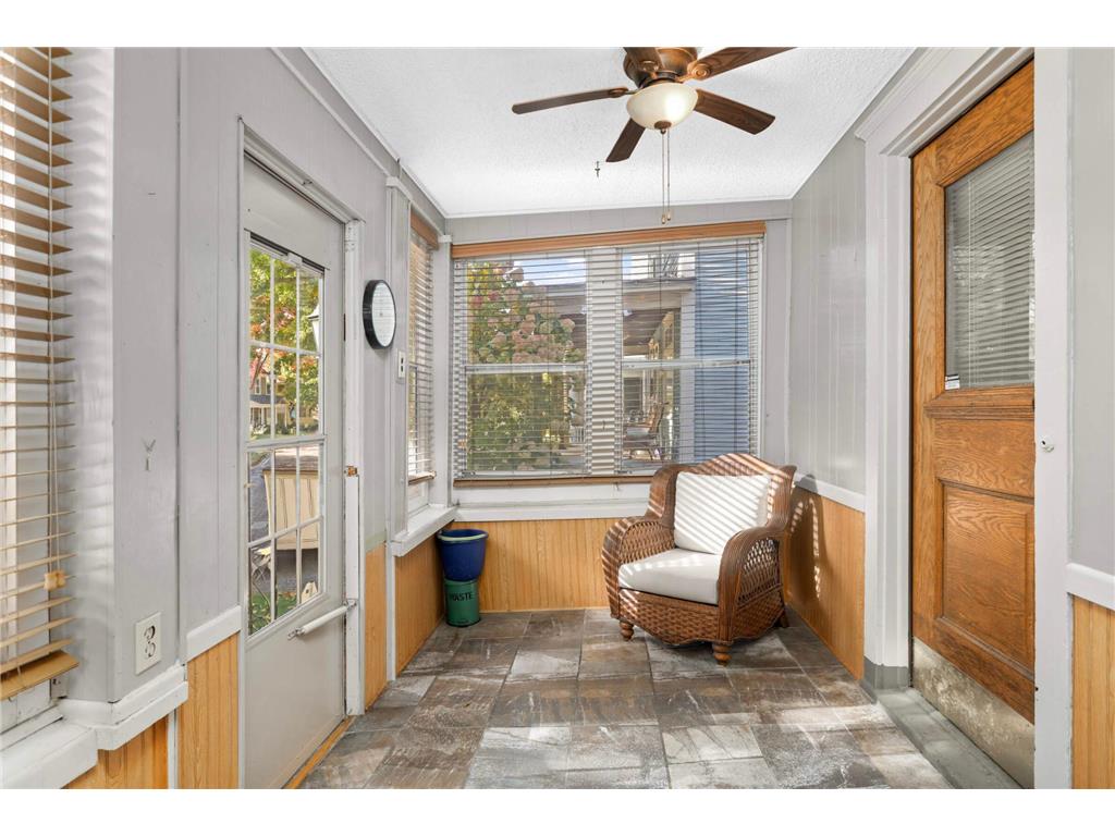 1069 Laurel Avenue Saint Paul MN 55104 7025627 image3