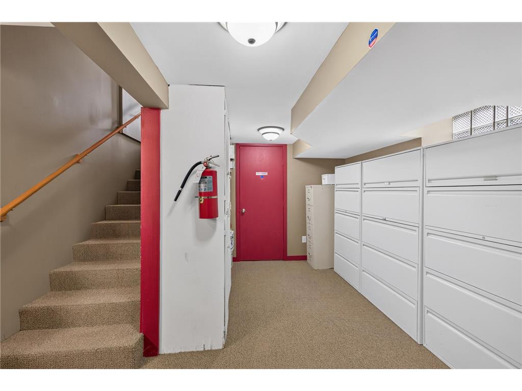 1069 S Robert Street West Saint Paul MN 55118 7094862 image35