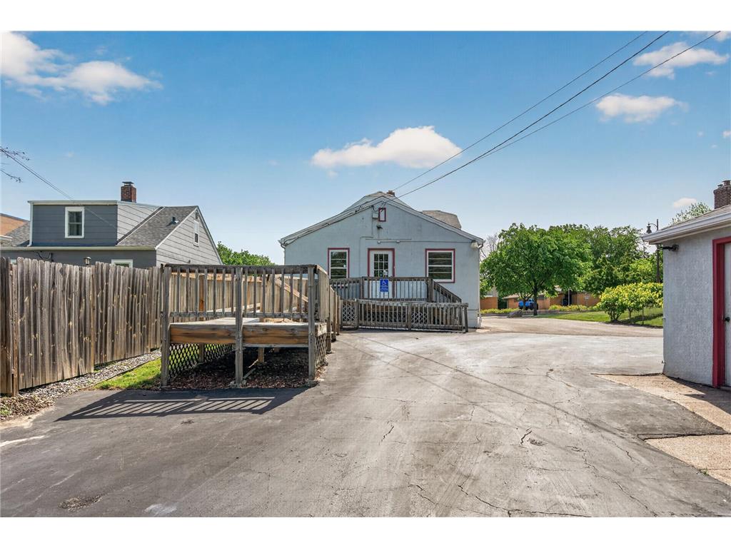 1069 S Robert Street West Saint Paul MN 55118 7094862 image40
