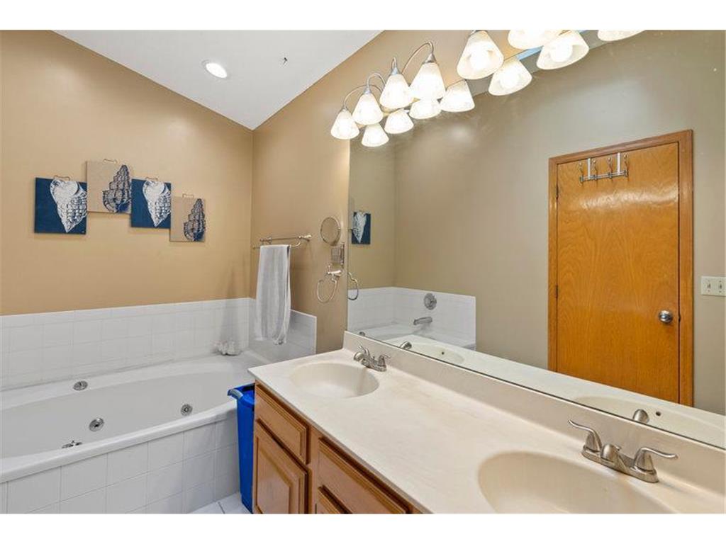 10695 53rd Avenue N Plymouth MN 55442 6826335 image33