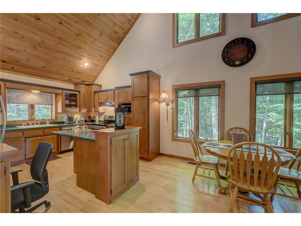 10696 W Otter Lane Round Lake Twp WI 54843 7081867 image11