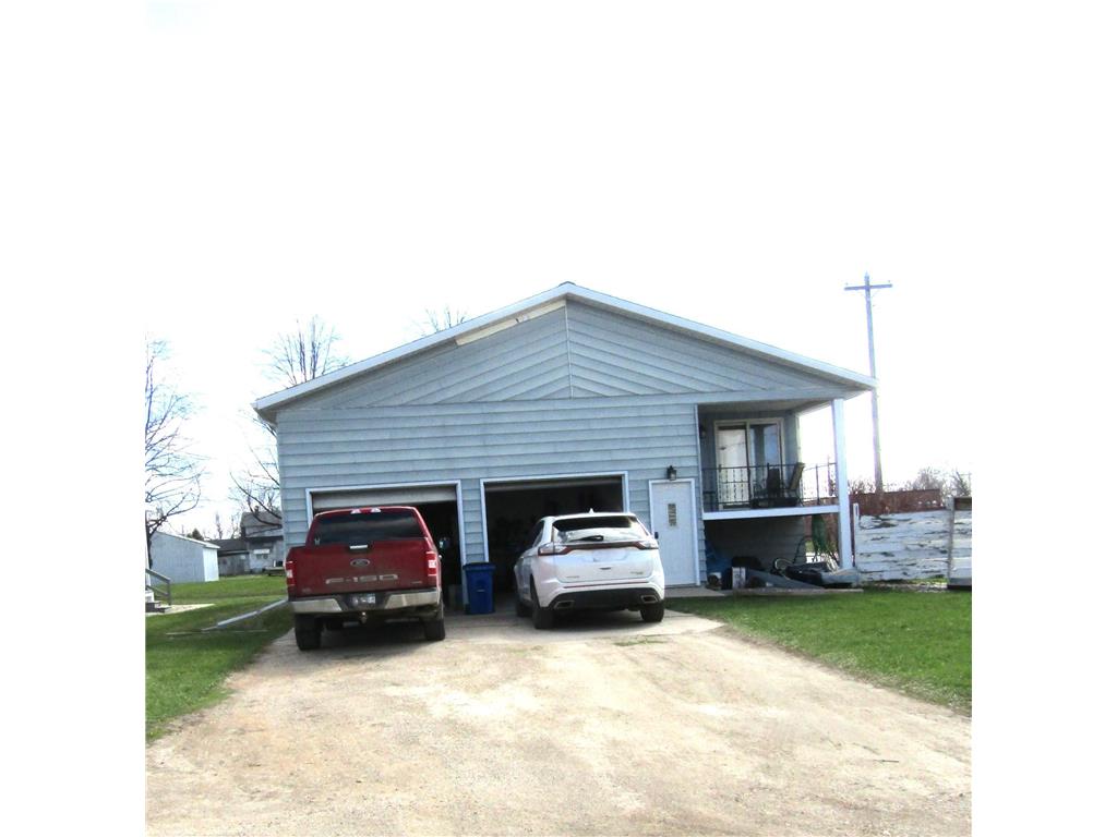 107 3rd Ave Madison MN 56256 7058203 image25