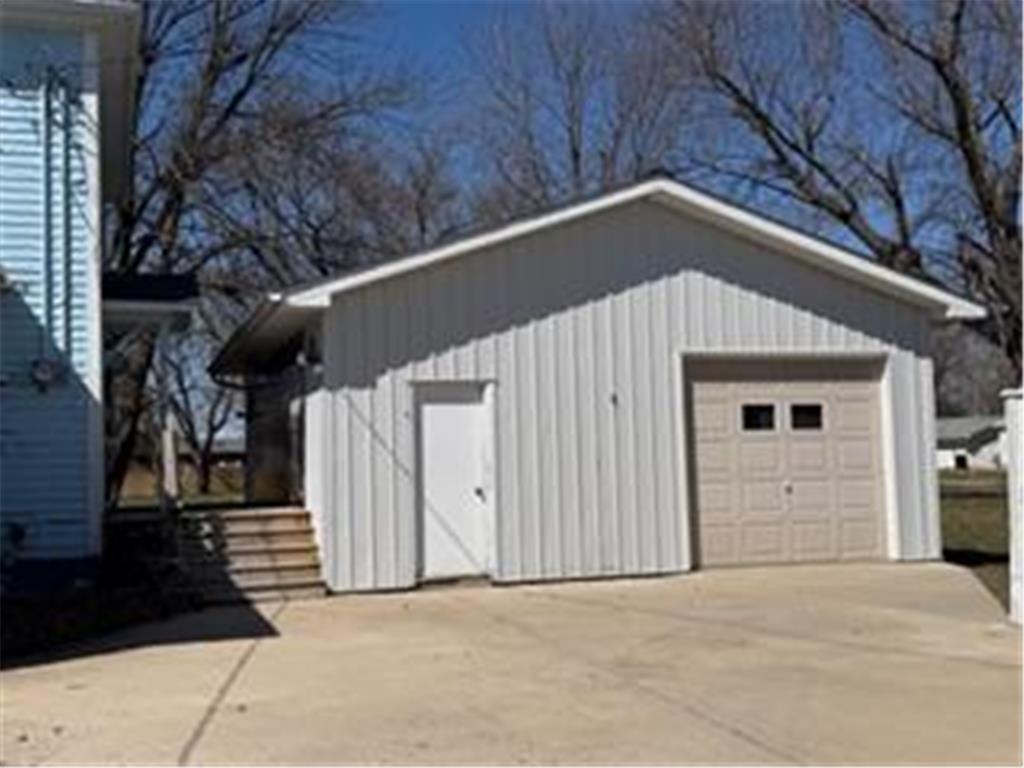 107 3rd Avenue Bellingham MN 56212 7056922 image26
