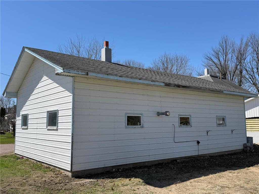 107 3rd Avenue Bellingham MN 56212 7056922 image28