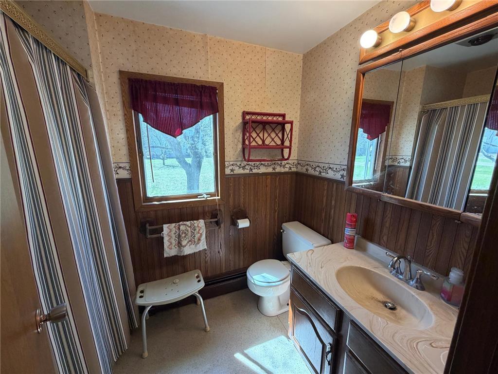 107 3rd Avenue Bellingham MN 56212 7056922 image9