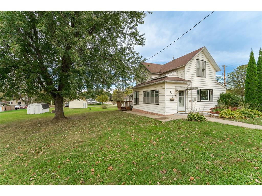 107 4th Avenue NE Dodge Center MN 55927 7055450 image4