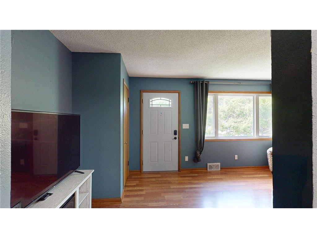 107 9th Avenue NE Dodge Center MN 55927 7075635 image11