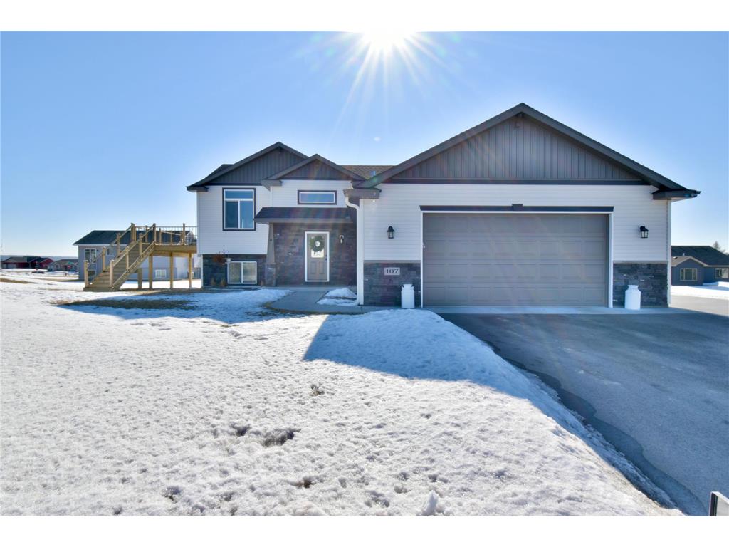 107 Collina Circle Avon MN 56310 6823773 image1
