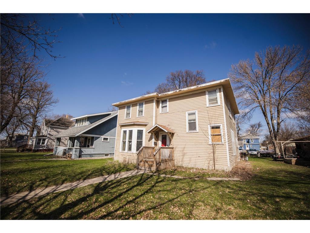 107 E 4th Street Morris MN 56267 7059408 image2