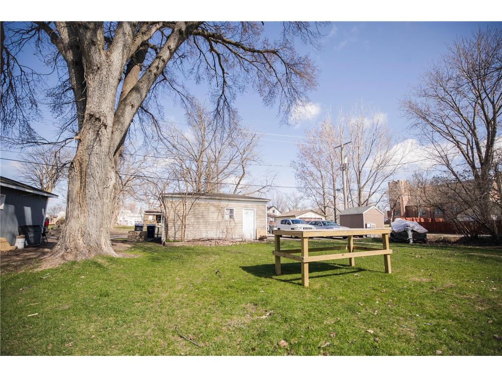 107 E 4th Street Morris MN 56267 7059408 image4
